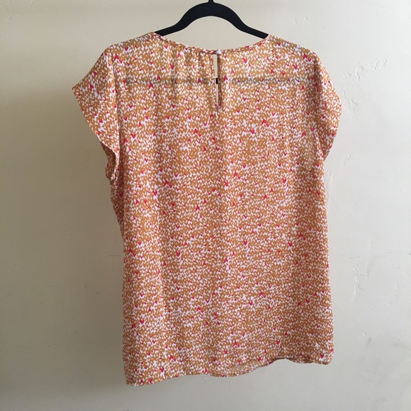 Banana Republic Heart Print Blouse - Picture 4 of 4